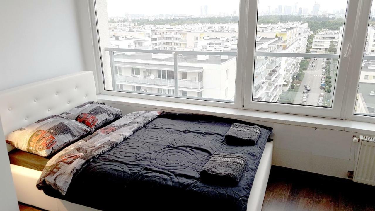 Walk Distance To Mokotow Business Park * Warsaw