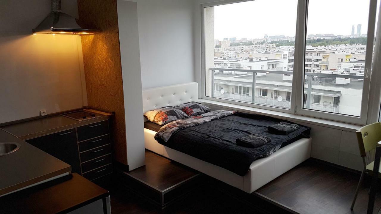 Apartment Walk Distance To Mokotow Business Park Warsaw