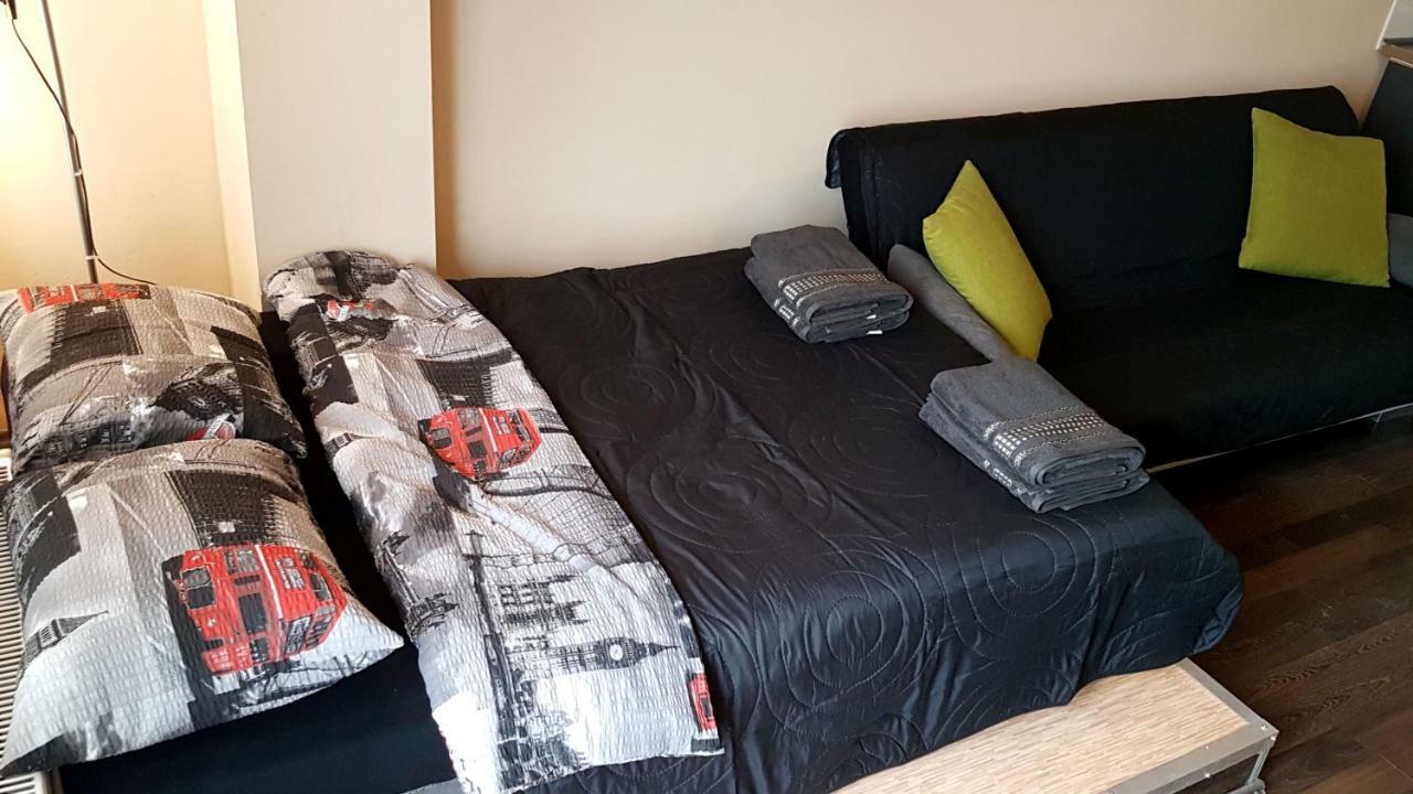 Walk Distance To Mokotow Business Park Apartment Warsaw