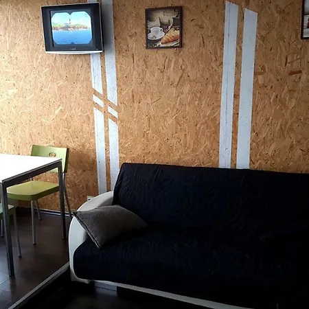 Walk Distance To Mokotow Business Park Apartment Warsaw Exterior photo