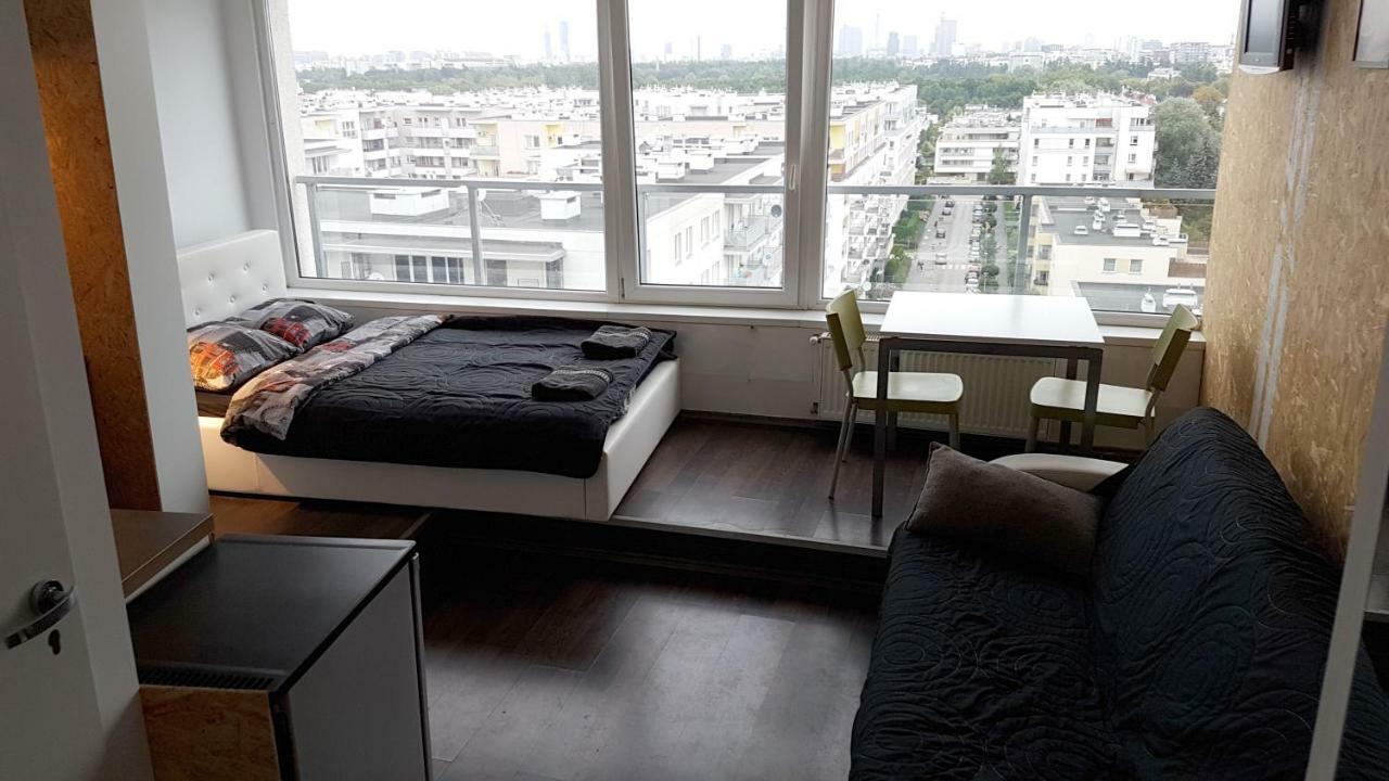 Walk Distance To Mokotow Business Park Apartament