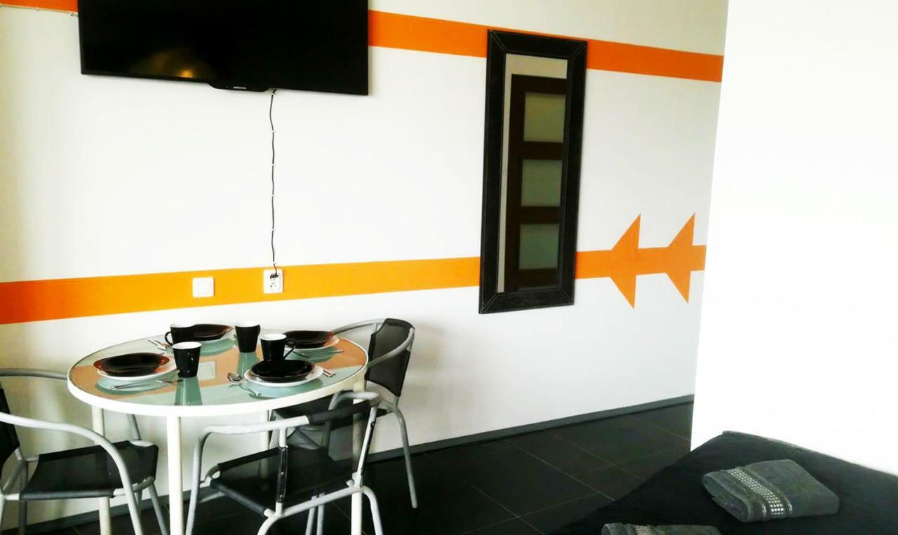Walk Distance To Mokotow Business Park Leilighet *