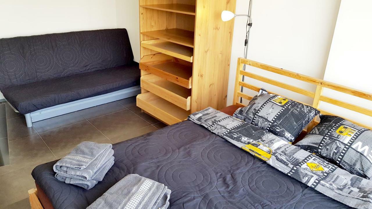 Walk Distance To Mokotow Business Park * Warszawa