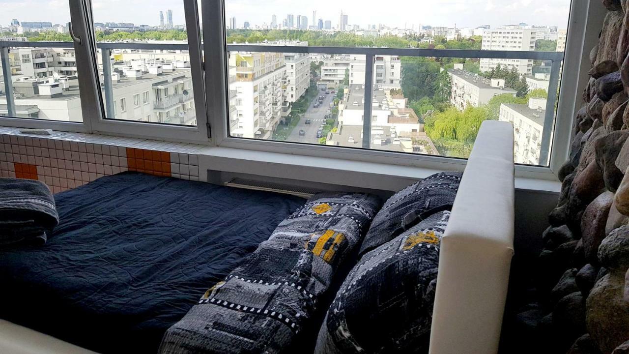Walk Distance To Mokotow Business Park Leilighet