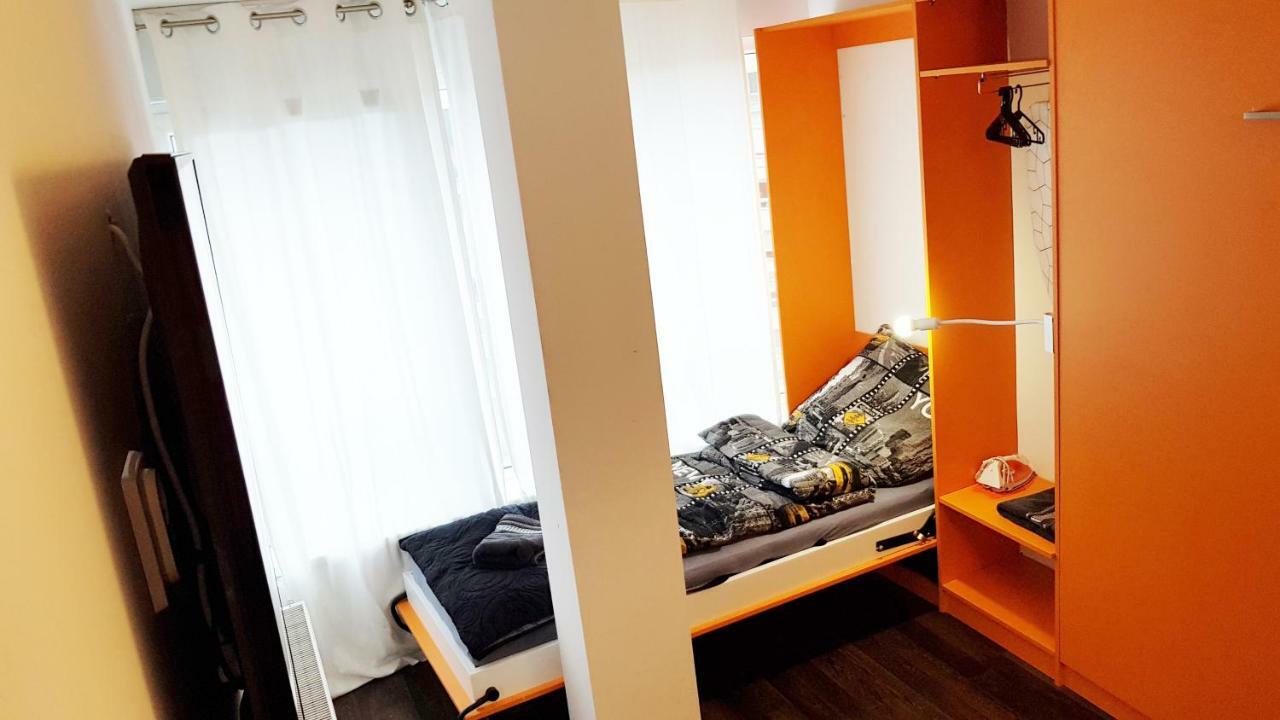 Walk Distance To Mokotow Business Park Leilighet *